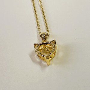 Gold 1.8 ct Fox with Round Cut Zircon Floater Pendant Necklace